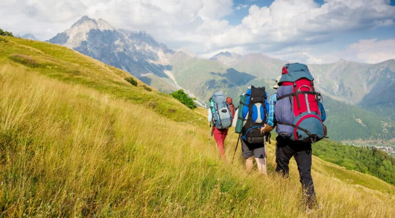 hiking-team-travel-sport-lifestyle-concept